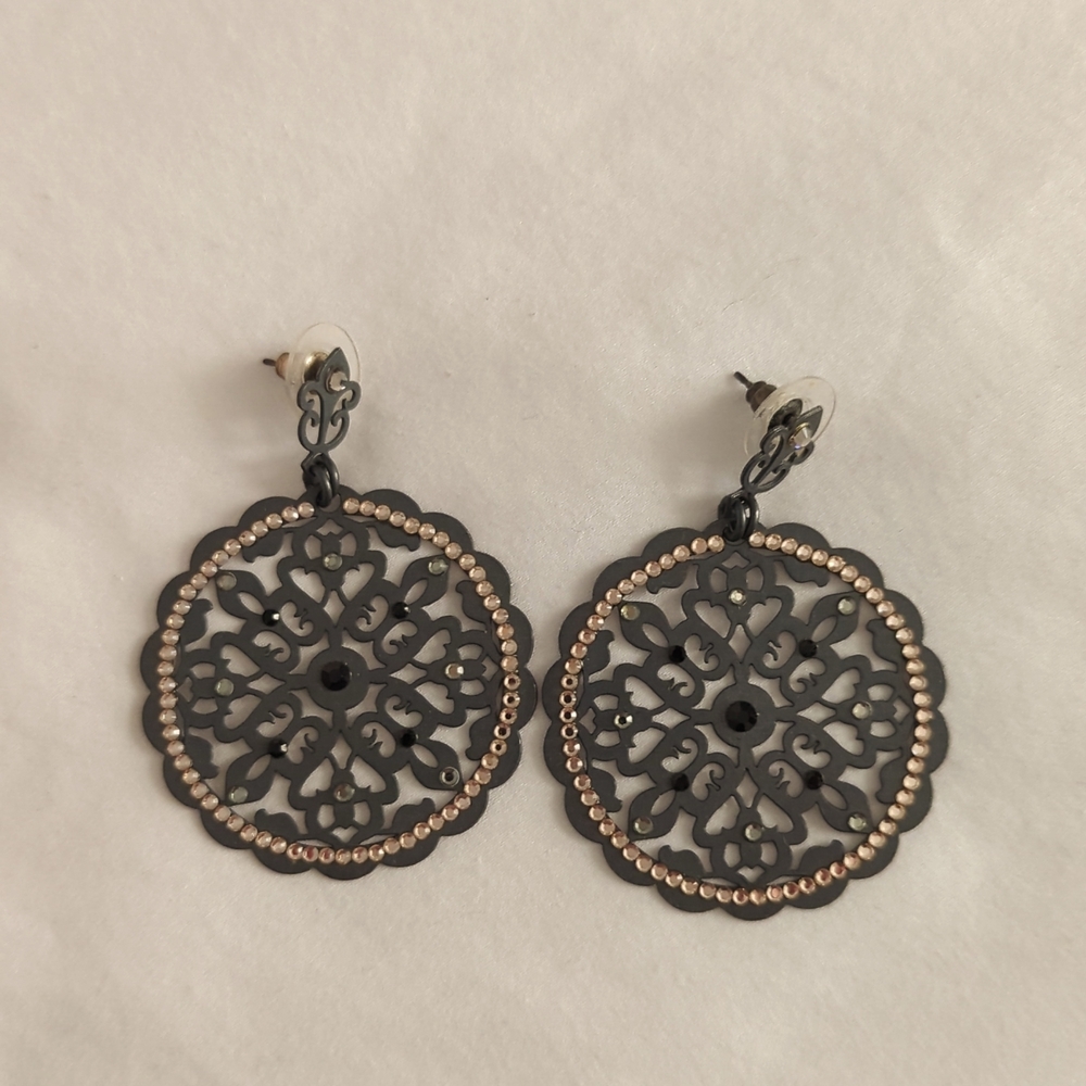 Laser cut filigree earrings